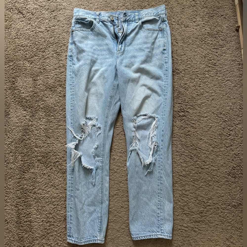 American Eagle Mom Jeans